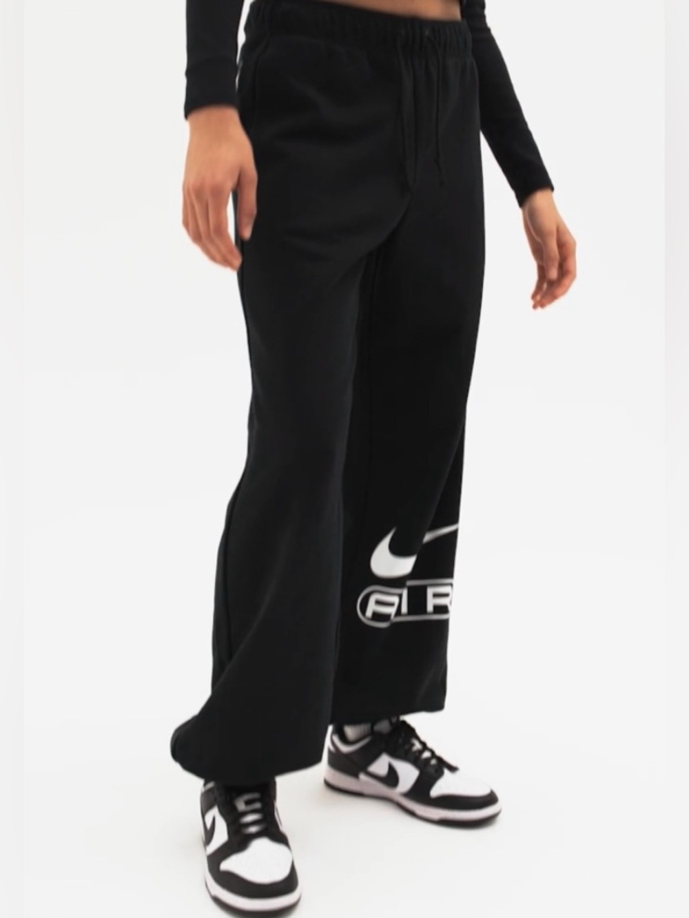 Nike air men’s fleece  jogginghose mid rise relaxed design size m